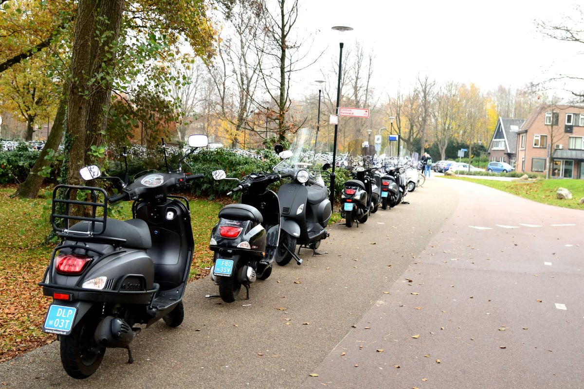 DSC 7634scooters station 112Harderwijk 19