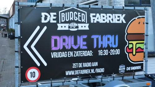 fabriek baanweg 30  Drive Thru Burger Fabriek